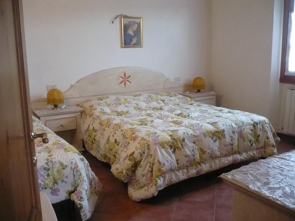 Agriturismo La Ripa Villa Reggello Room photo